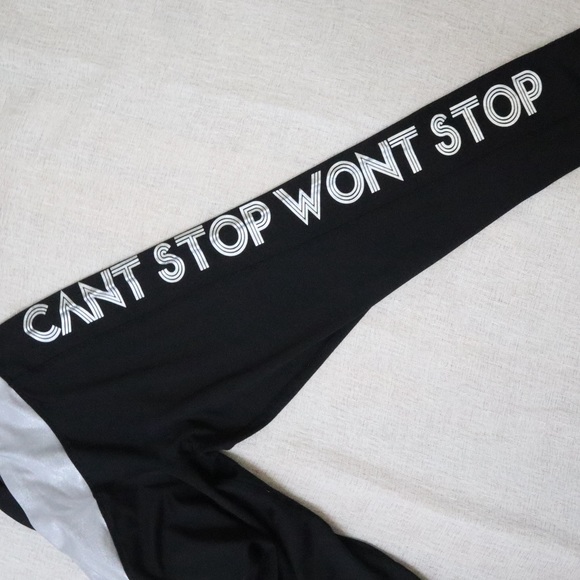 Material Girl Active Metallic Graphic Leggings - Picture 2 of 9